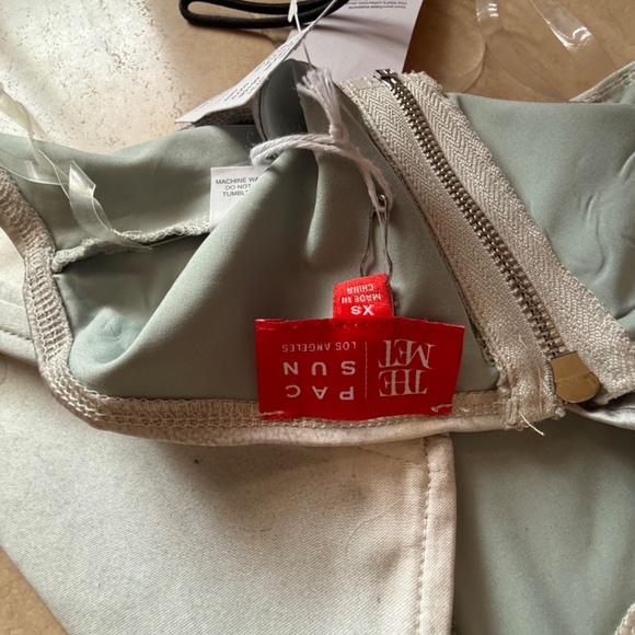 NWT Pac Sun The Met Bando XS - Picture 3 of 4